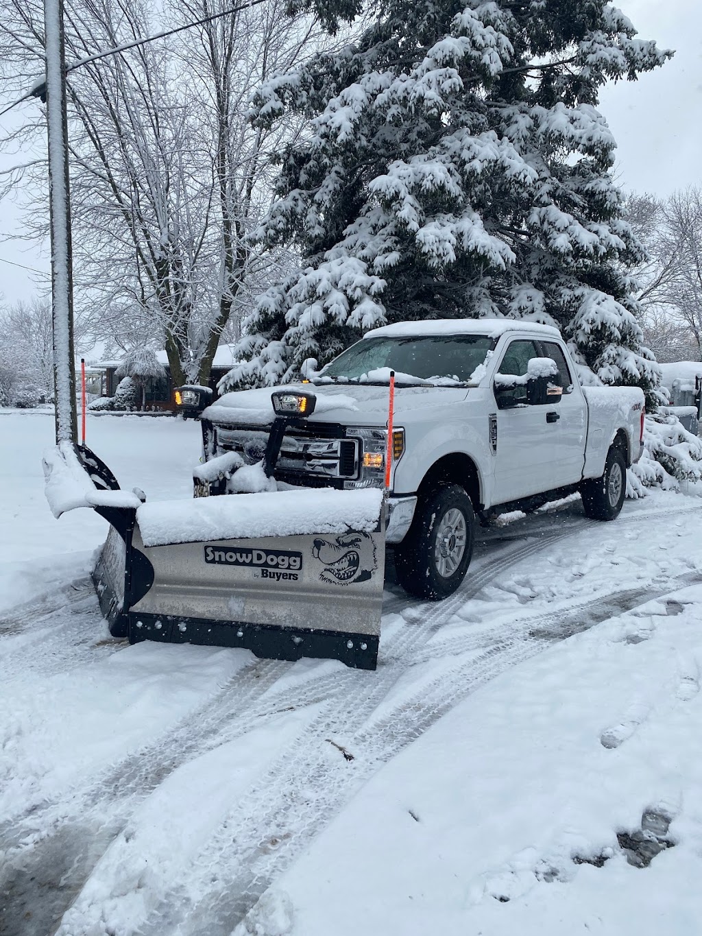 Apex Landscapers | 22 Queen St, York, ON N0A 1R0, Canada | Phone: (289) 260-4976