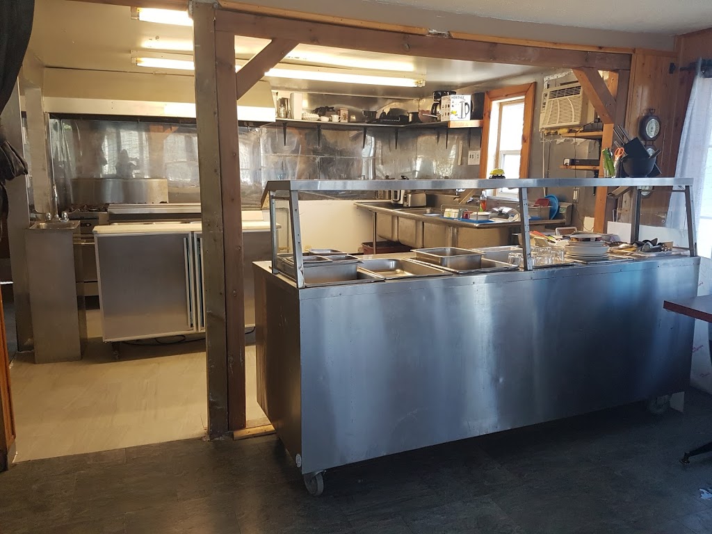 Bigfoot On 21 Caribbean/BBQ Restaurant | 3972 ON-21, Kincardine, ON N0H 2C5, Canada | Phone: (519) 368-2020