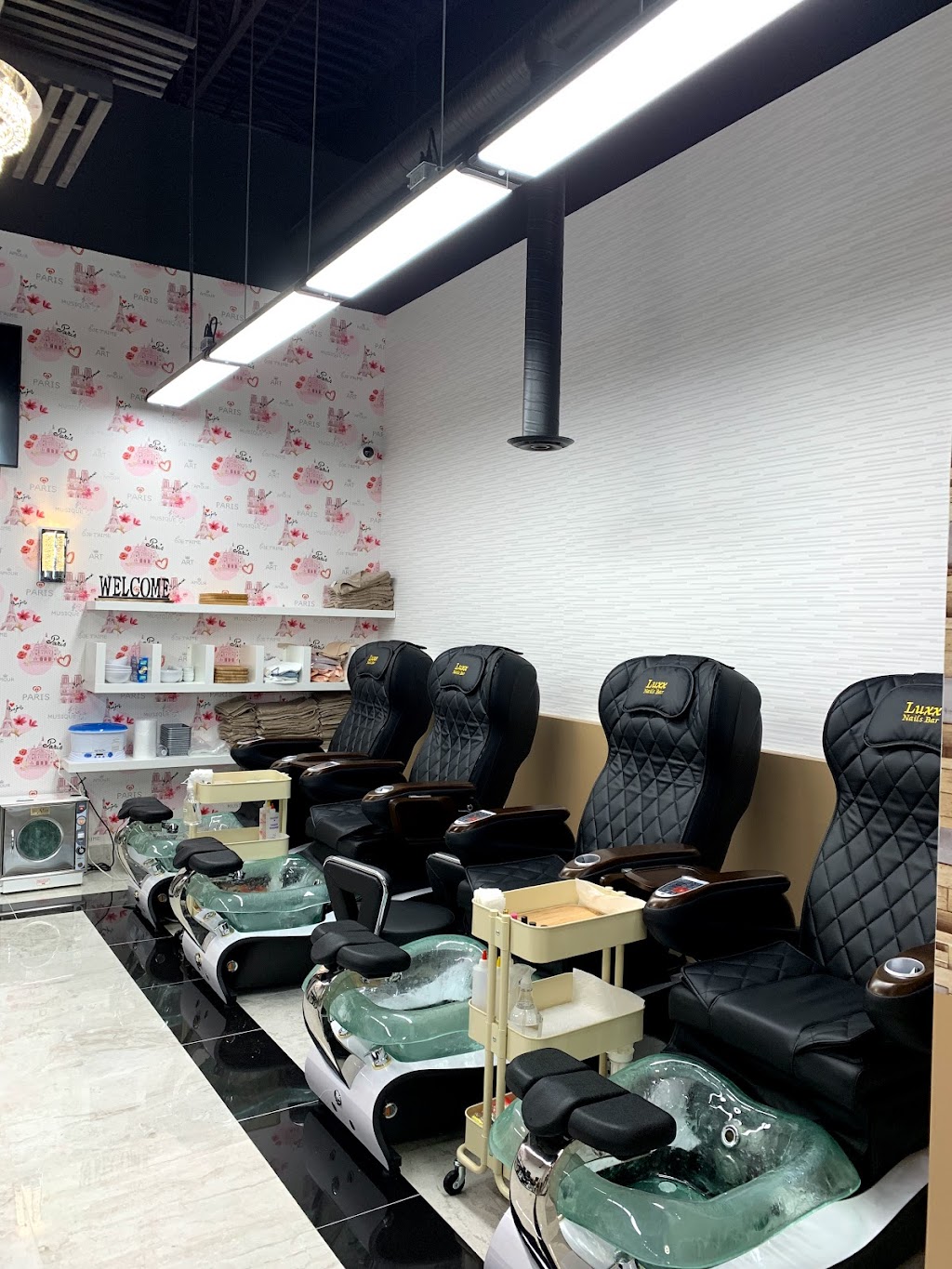 Luxx Nail Bar | 2312 46 Ave E, Nisku, AB T9E 1K1, Canada | Phone: (825) 333-3979