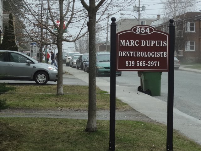 Marc Dupuis - Denturologiste Sherbrooke | 854 Rue McManamy, Sherbrooke, QC J1H 2N3, Canada | Phone: (819) 565-2971