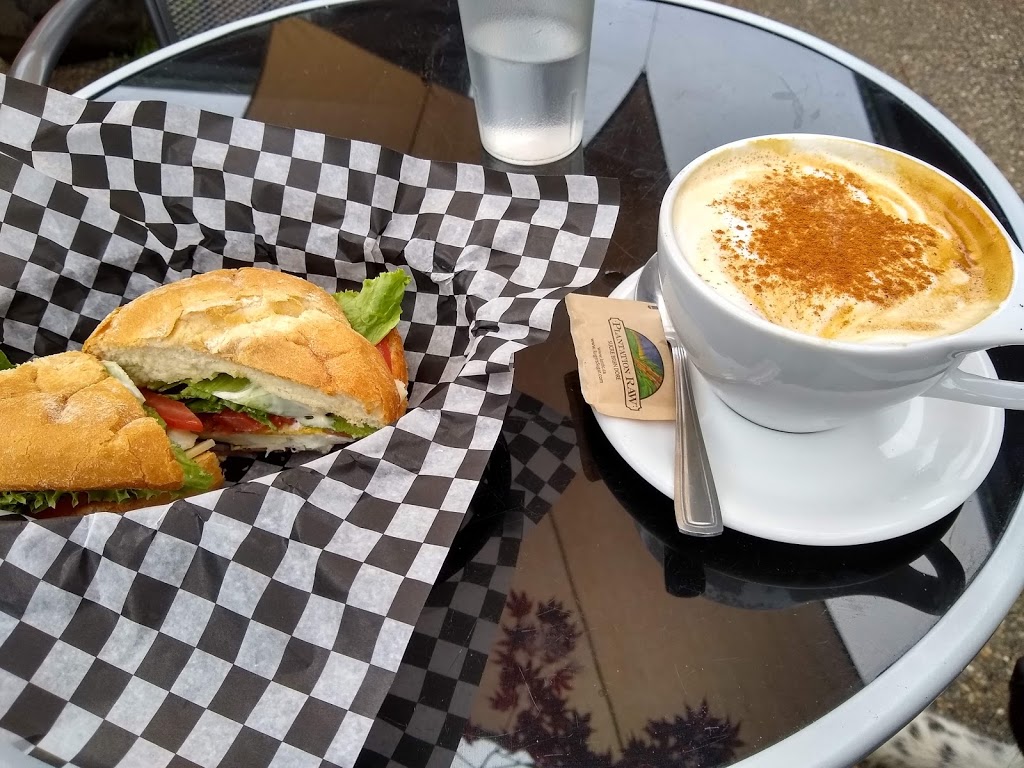 Mad Ronas Coffee Bar | 500 N Rd, Gabriola, BC V0R 1X3, Canada | Phone: (250) 247-0008