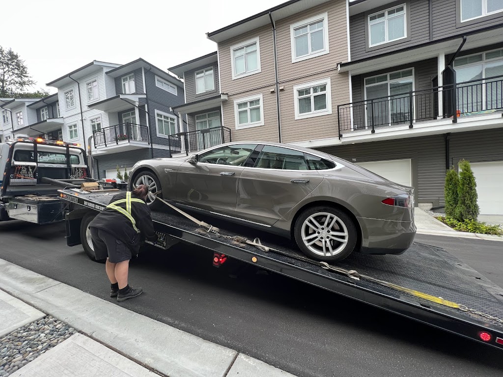 Bayview Auto Towing (2000) Ltd | 155 176 St, Surrey, BC V3S 9S4, Canada | Phone: (604) 538-2032