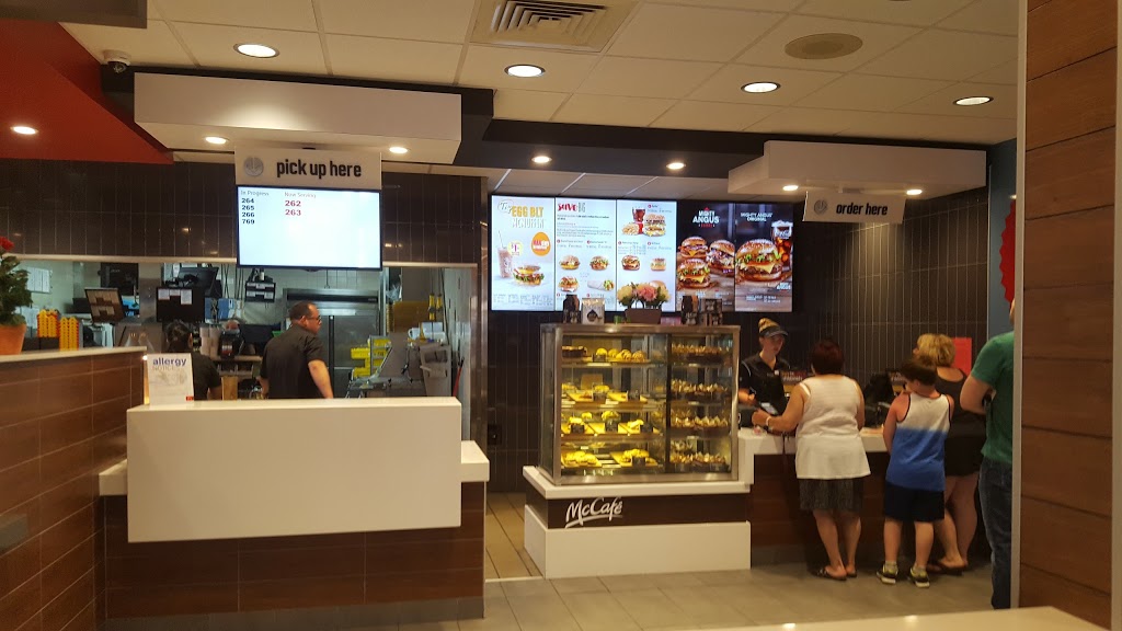 McDonalds | 14 Stavanger Dr, St. Johns, NL A1E 5E8, Canada | Phone: (709) 722-8986