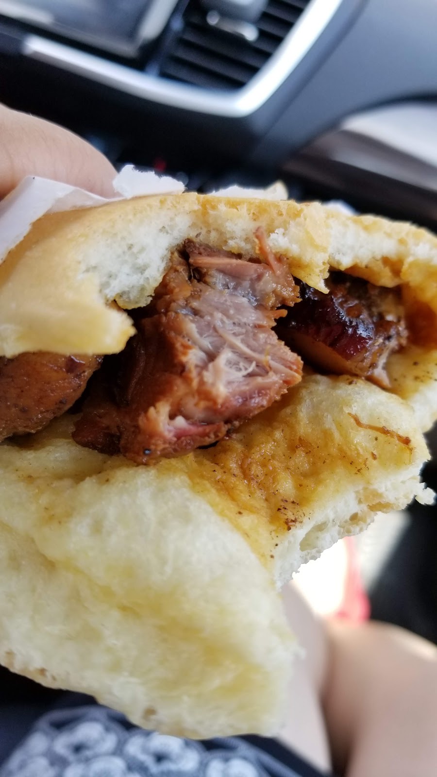Fahmee Bakery & Jamaican Foods | 119 Montezuma Trail, Scarborough, ON M1V 1J4, Canada | Phone: (416) 754-2126