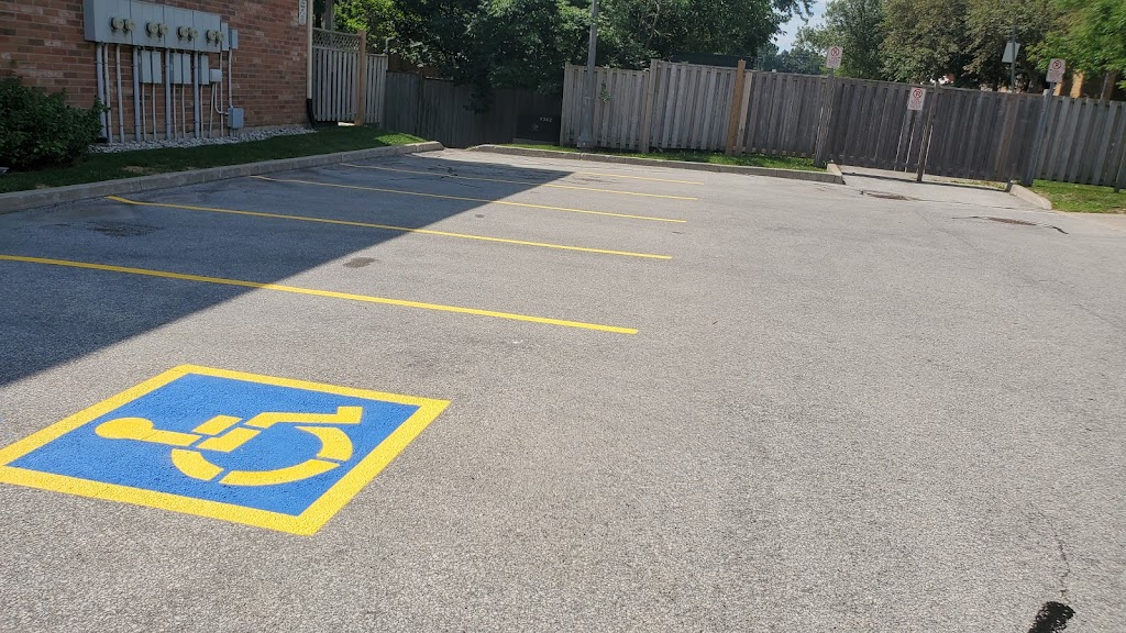 Fine Line Markings | 332 Glover Rd, Stoney Creek, ON L8E 5M3, Canada | Phone: (905) 574-3662