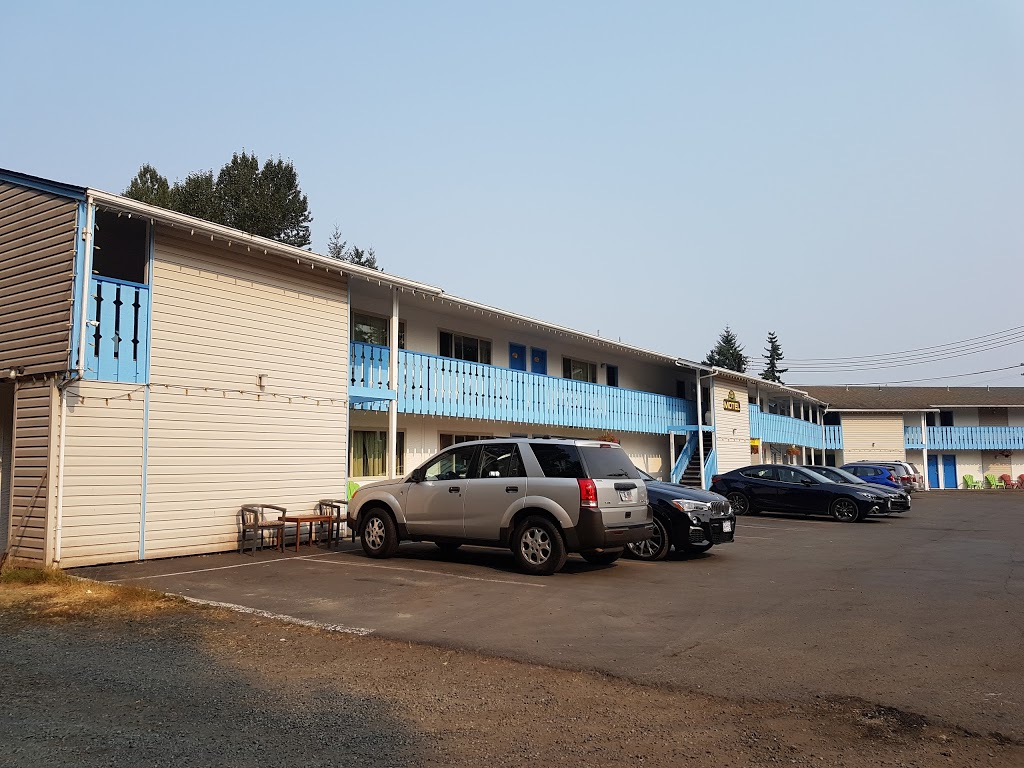 Fuller Lake Motel | 9300 Smiley Rd, Chemainus, BC V0R 1K4, Canada | Phone: (250) 246-3282