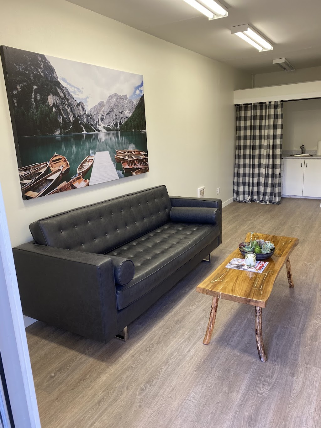 Backwoods Chiropractic | 4377 Conner Rd, Barrière, BC V0E 1E0, Canada | Phone: (778) 694-8997