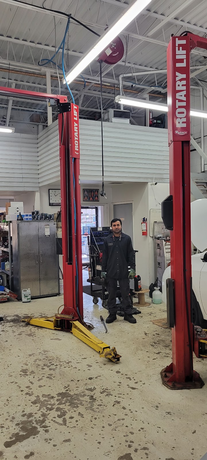 Shree Yogee Auto Repair | 860 Brock Rd Unit 21, Pickering, ON L1W 3X3, Canada | Phone: (647) 703-6710