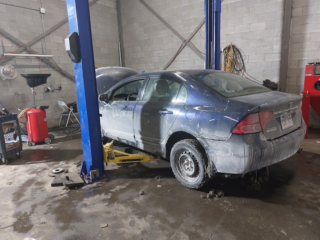 Shiv auto | 1504 Boulevard des Laurentides, Vimont, QC H7M 2N7, Canada | Phone: (514) 662-9273