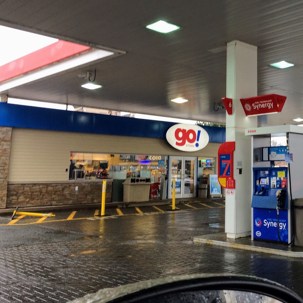 Esso | 6020 Young St, Halifax, NS B3K 2A2, Canada | Phone: (902) 453-0088