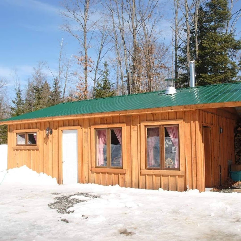 Érablière du Ruisseau | 4 Chem. de la Montagne, Val-des-Monts, QC J8N 1B8, Canada | Phone: (819) 457-1335