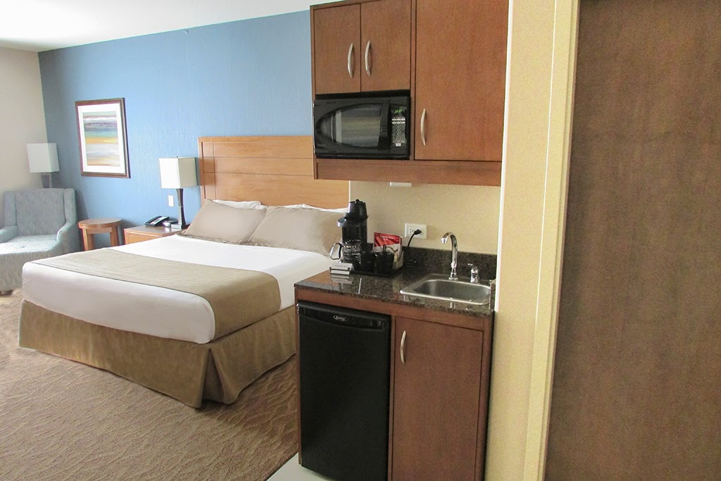 Sandman Hotel & Suites Squamish | 39400 Discovery Way, Squamish, BC V8B 0R5, Canada | Phone: (604) 848-6000
