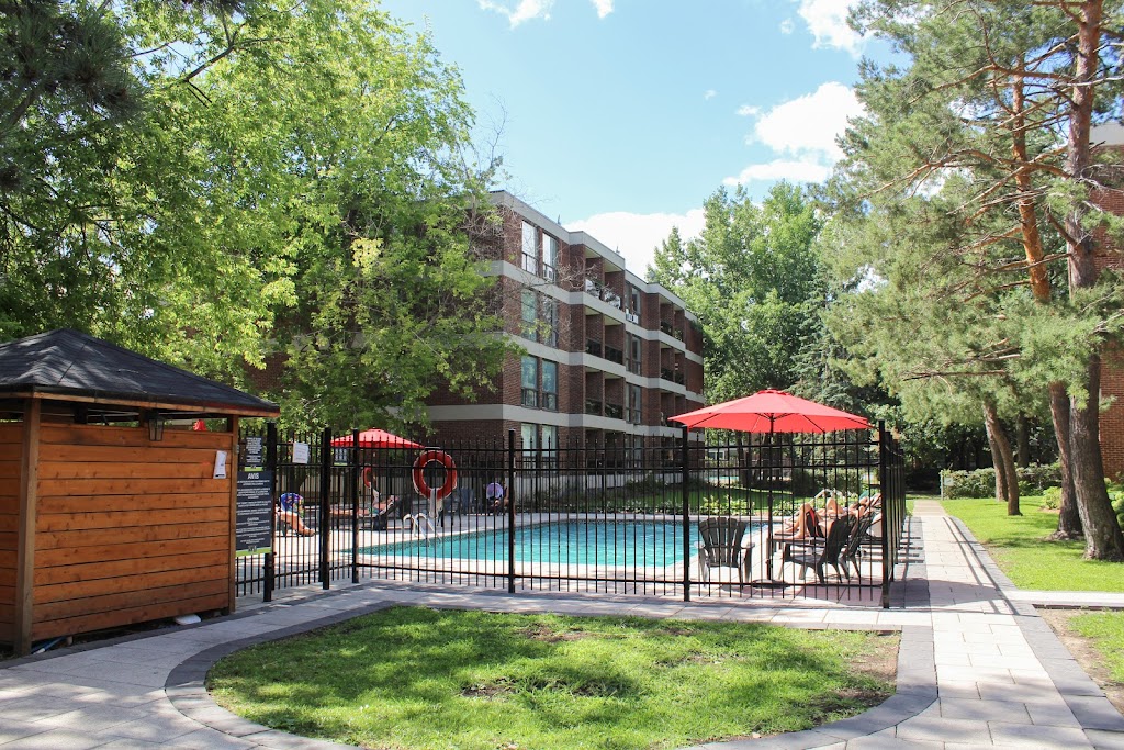 Parc Kildare - CLV Group | 5755 Av. Sir Walter Scott, Côte Saint-Luc, QC H4W 1S4, Canada | Phone: (438) 476-2315