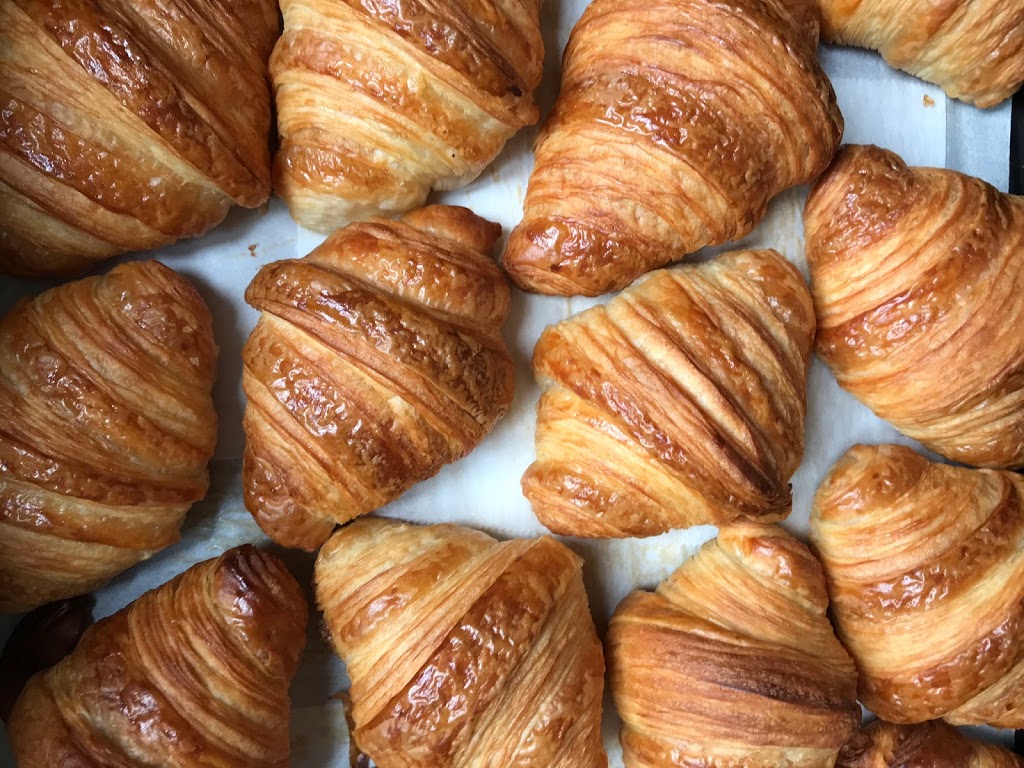 The Bench Bakehouse | 1641 Commercial Dr, Vancouver, BC V5L 3Y4, Canada | Phone: (604) 251-0677