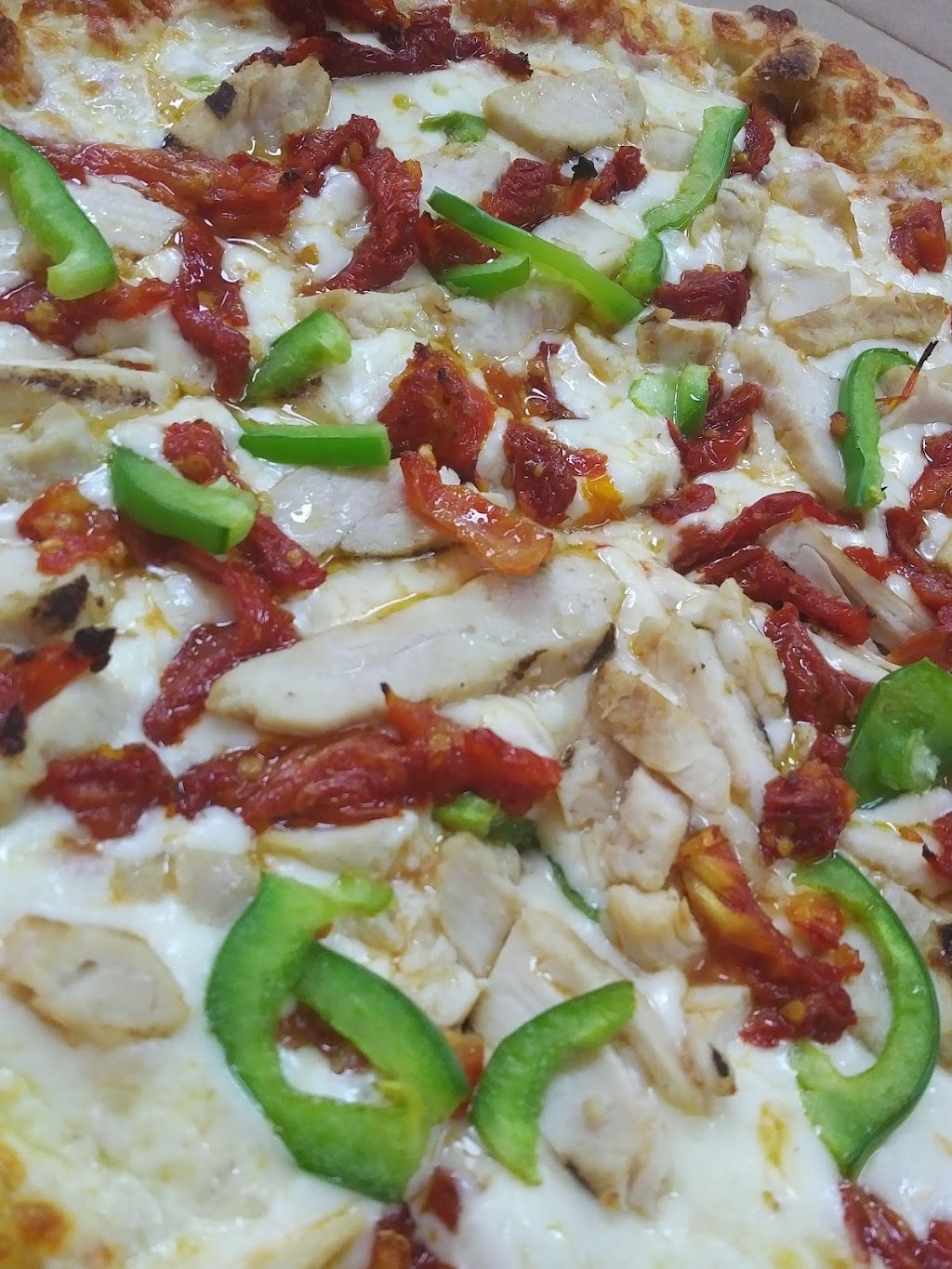 Pizza Pizza | 1250 Main Street North Unit C-09, Stittsville, ON K2S 1S9, Canada | Phone: (613) 737-1111