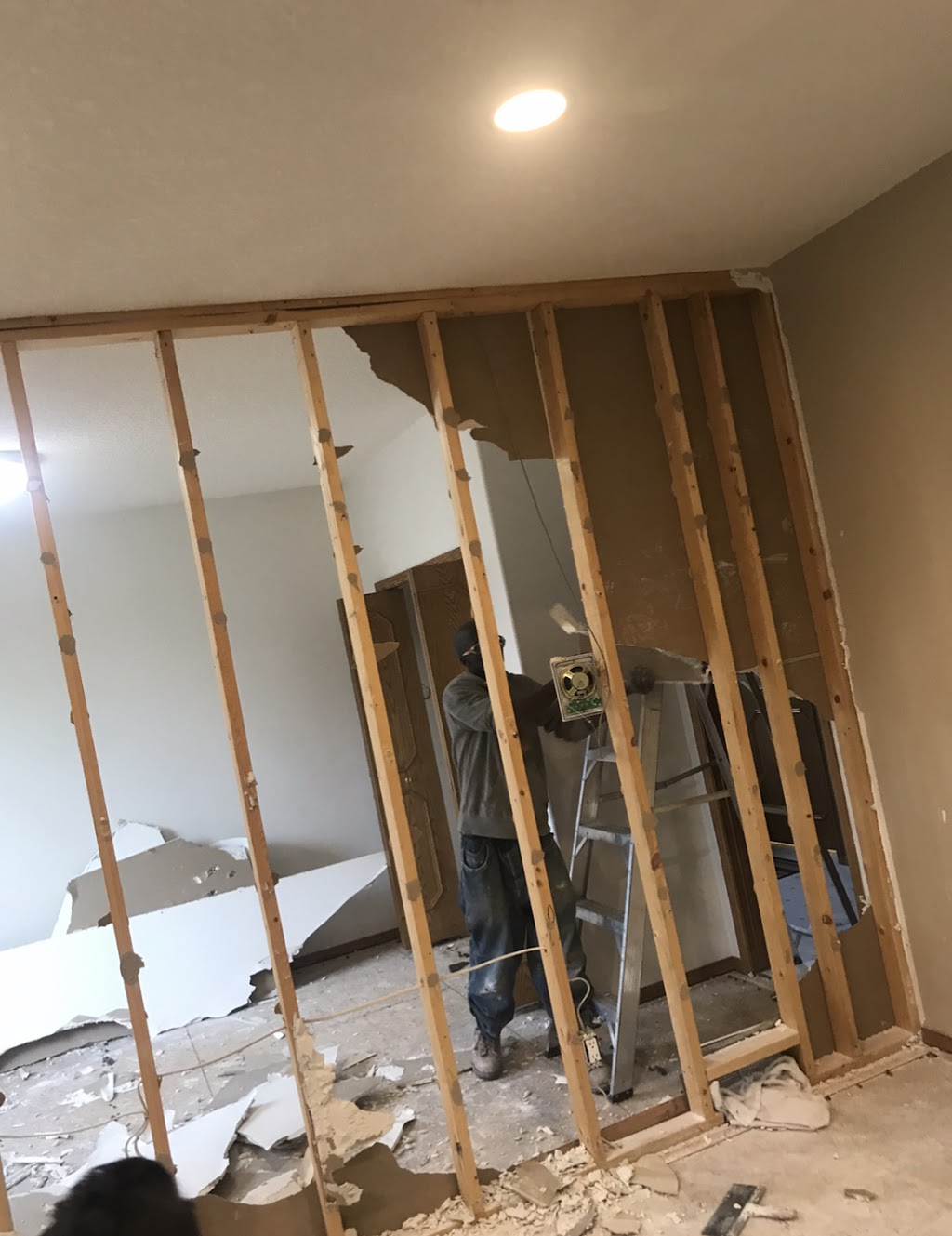alex renovation | 6486 178 St NW, Edmonton, AB T5S 1E4, Canada | Phone: (226) 260-5349