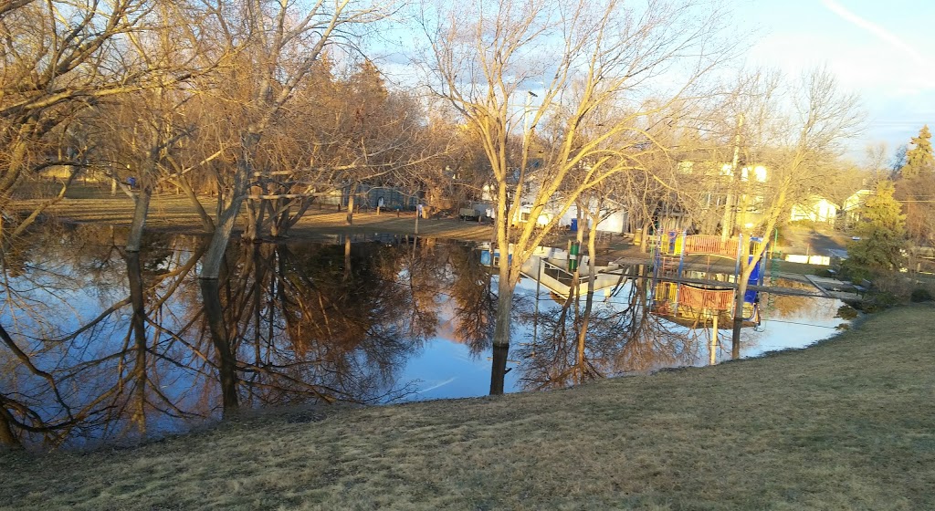 Kiwanis Park Extension | 2524 Garnet St, Regina, SK S4T 3A4, Canada