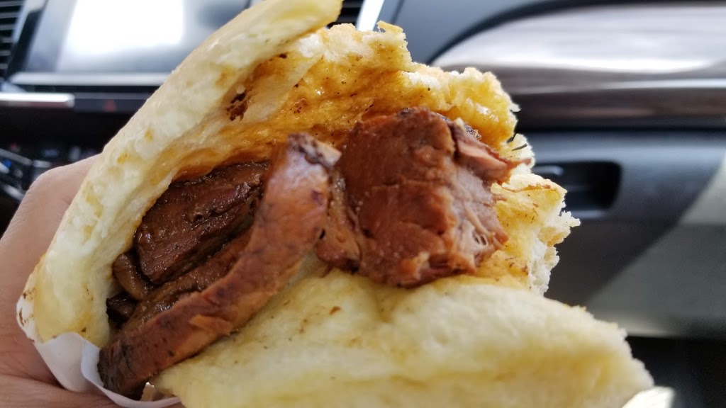 Fahmee Bakery & Jamaican Foods | 119 Montezuma Trail, Scarborough, ON M1V 1J4, Canada | Phone: (416) 754-2126