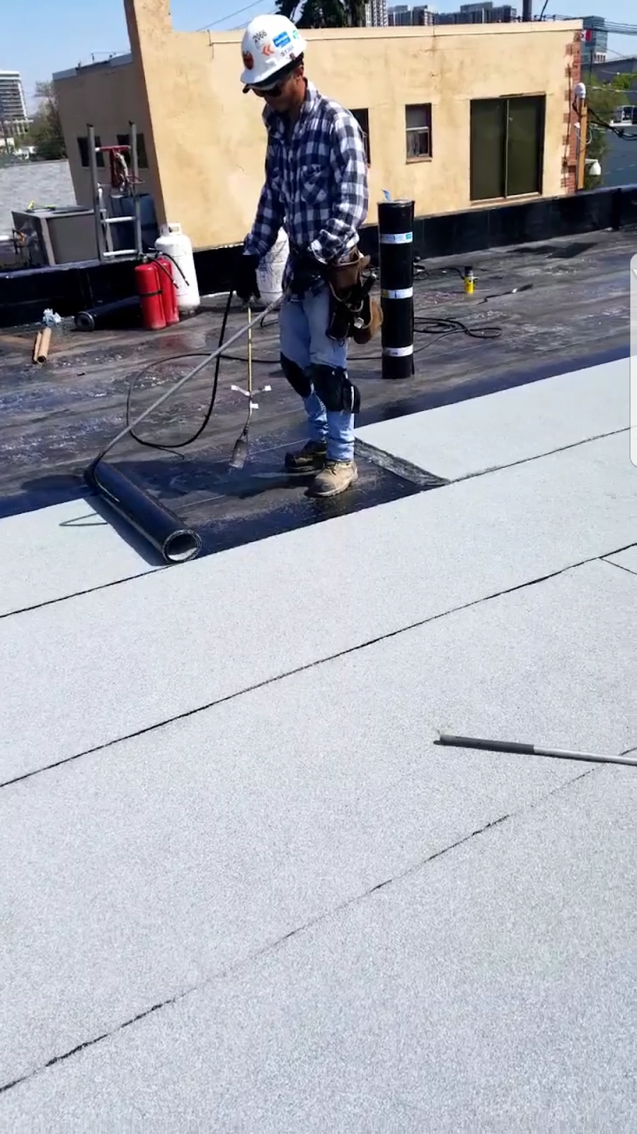 SALINA PRO ROOFING | 450 Holland St W #5, Bradford, ON L3Z 0J4, Canada | Phone: (416) 995-4488