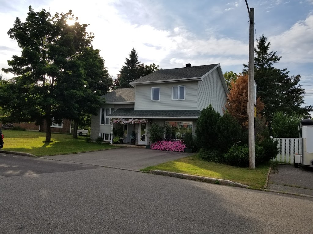 Fleuriste Charny Enr | 8082 Rue du Sirocco, Charny, QC G6X 1H5, Canada | Phone: (418) 832-1823