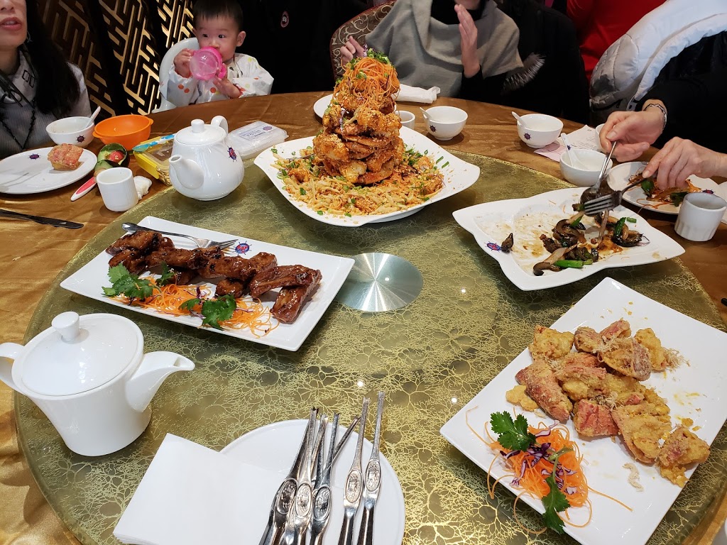 Fishman Wharf Seafood Restaurant | 4080 Steeles Ave E, Markham, ON L3R 4C3, Canada | Phone: (905) 513-6666