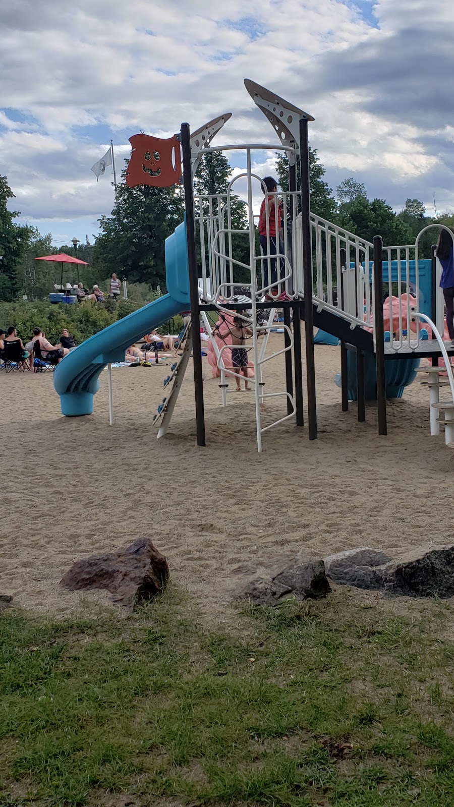 Parc des Pionniers | 17 Chemin Hector Bilodeau, Saint-Donat-de-Montcalm, QC J0T 2C0, Canada | Phone: (819) 424-2850