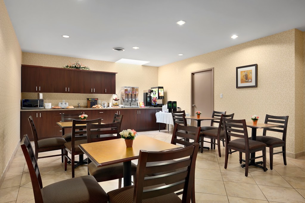 Days Inn by Wyndham Brampton | 260 Queen St E, Brampton, ON L6V 1B9, Canada | Phone: (905) 457-8880