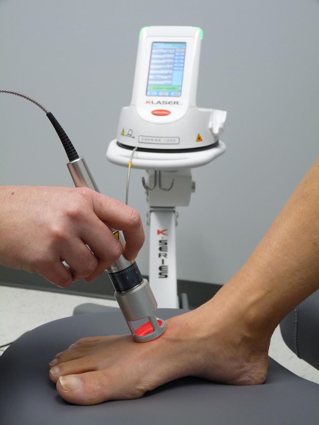 Clinique Podiatrique Francois Giroux | 1787 Avenue Industrielle, Québec, QC G3K 1L8, Canada | Phone: (418) 915-9399