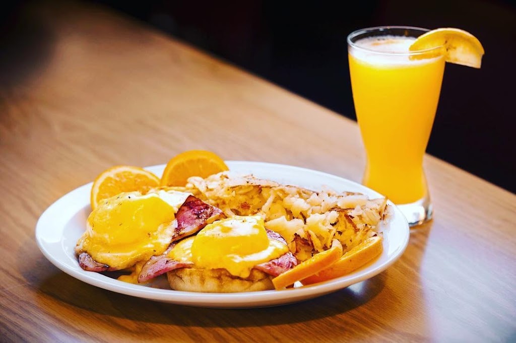 Helens Grill | 4102 Main St, Vancouver, BC V5V 3P6, Canada | Phone: (604) 874-4413