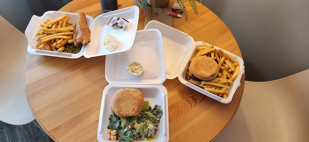 Vinnys Restaurant & Take Out | 487A Main St, OLeary, PE C0B 1V0, Canada | Phone: (902) 859-2020