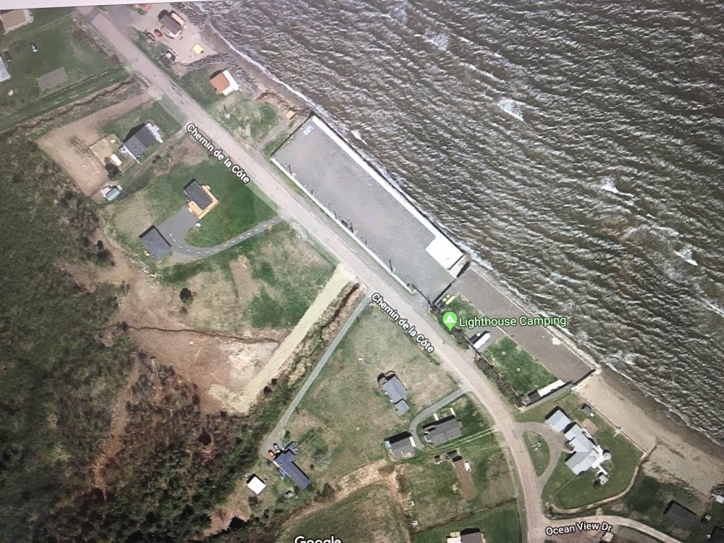 Lighthouse Camping | 158 Shore Rd, Caissie Cape, NB E4R 4Z2, Canada | Phone: (506) 576-1900