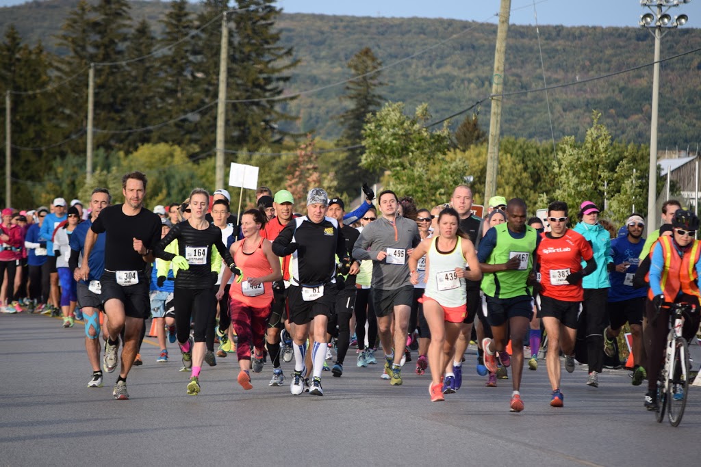 Collingwood Half Marathon - Run Collingwood | 16 Trafalgar Rd, Collingwood, ON L9Y 5G4, Canada | Phone: (416) 920-3466