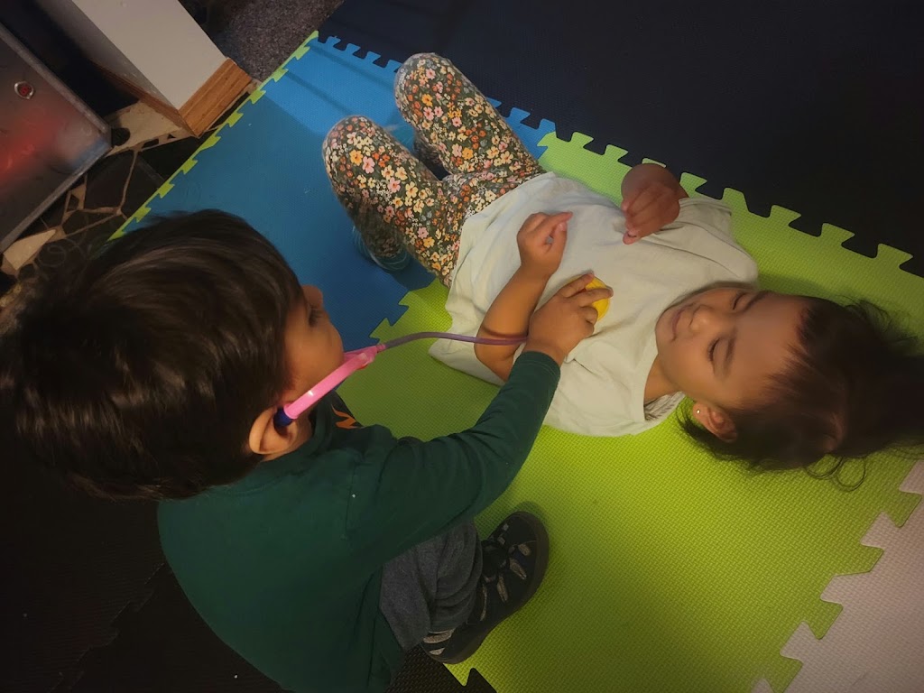 Play N Learn Childcare | 623 St Marys Rd, Winnipeg, MB R2M 3M1, Canada | Phone: (431) 999-0783