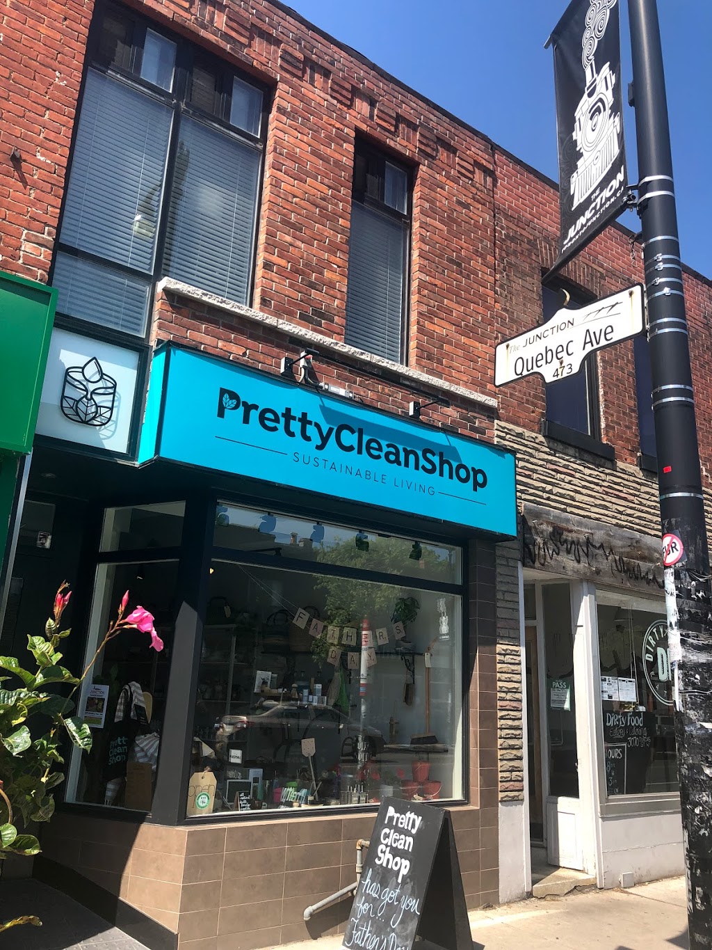 Pretty Clean Shop | 3072 Dundas St W, Toronto, ON M6P 1Z7, Canada | Phone: (416) 766-9633