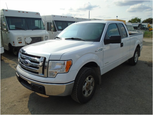 Crystal Indo Auto Sales | 7280 Dixie Rd, Mississauga, ON L5S 1E1, Canada | Phone: (416) 823-8404