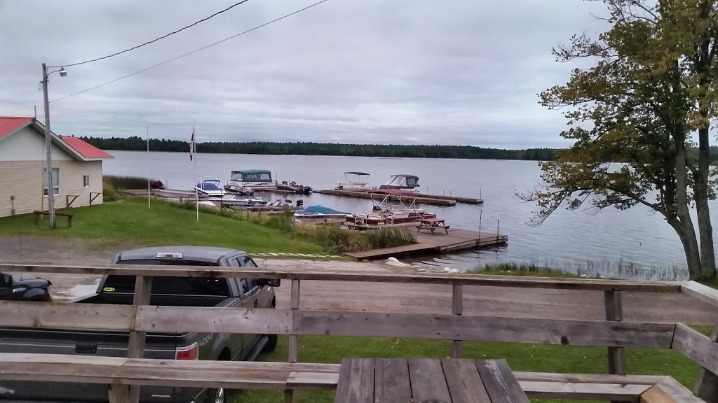T-Bell Cottage Rentals | 3 Tilley Ln, White Lake, ON K0A 3L0, Canada | Phone: (613) 623-3897