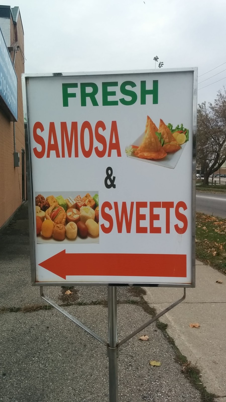 Bhathal Grocery | 3 Erie Ave, Brantford, ON N3S 2E7, Canada | Phone: (519) 759-7777