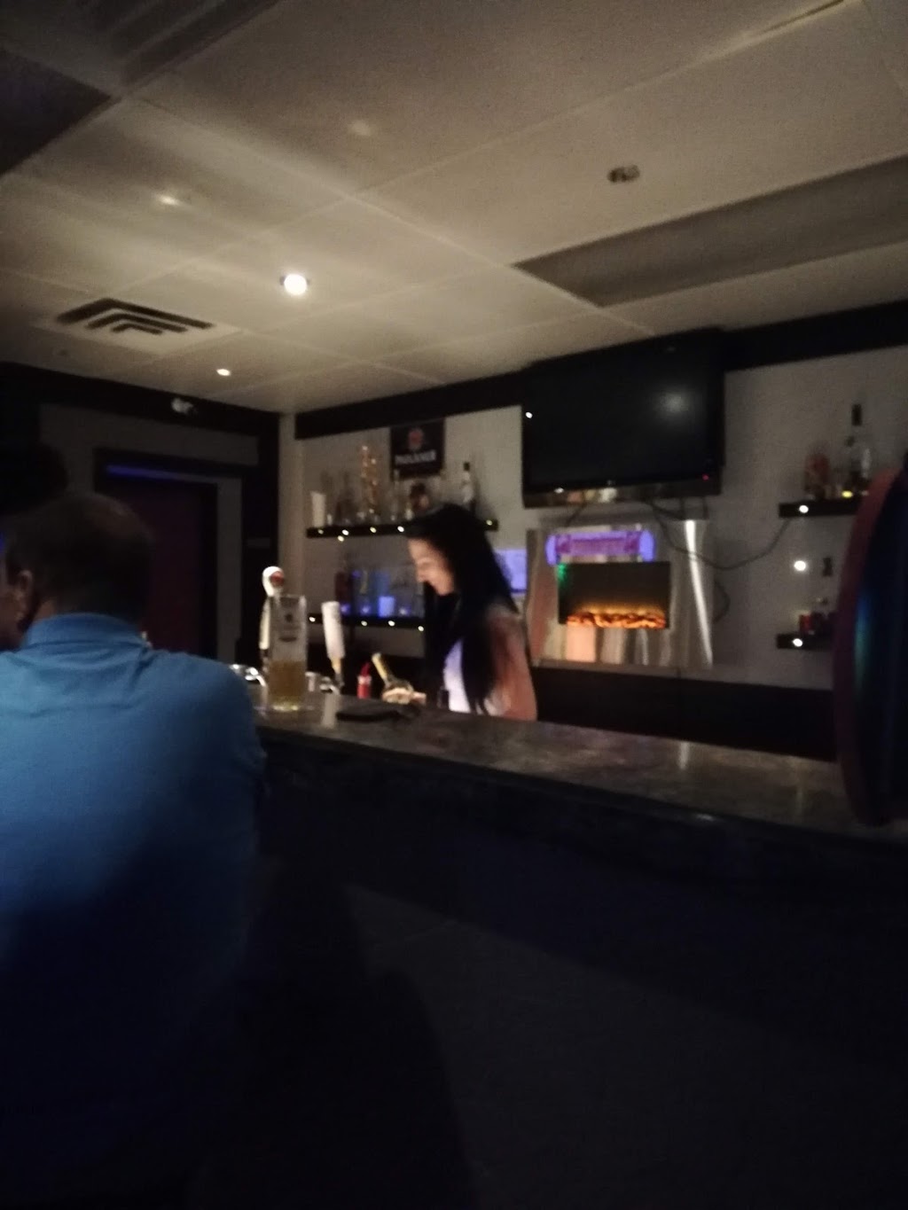 Krown Cafe | 962 Queenston Rd, Hamilton, ON L8G 3P7, Canada