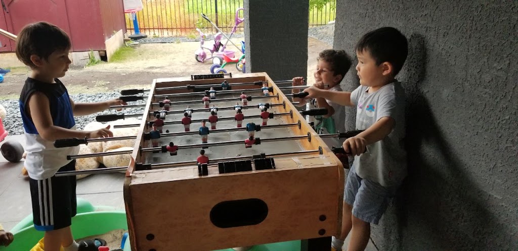 Oak Lawn Childcare | 69 Oak Lawn Rd, Winnipeg, MB R3Y 0K2, Canada | Phone: (204) 619-2783