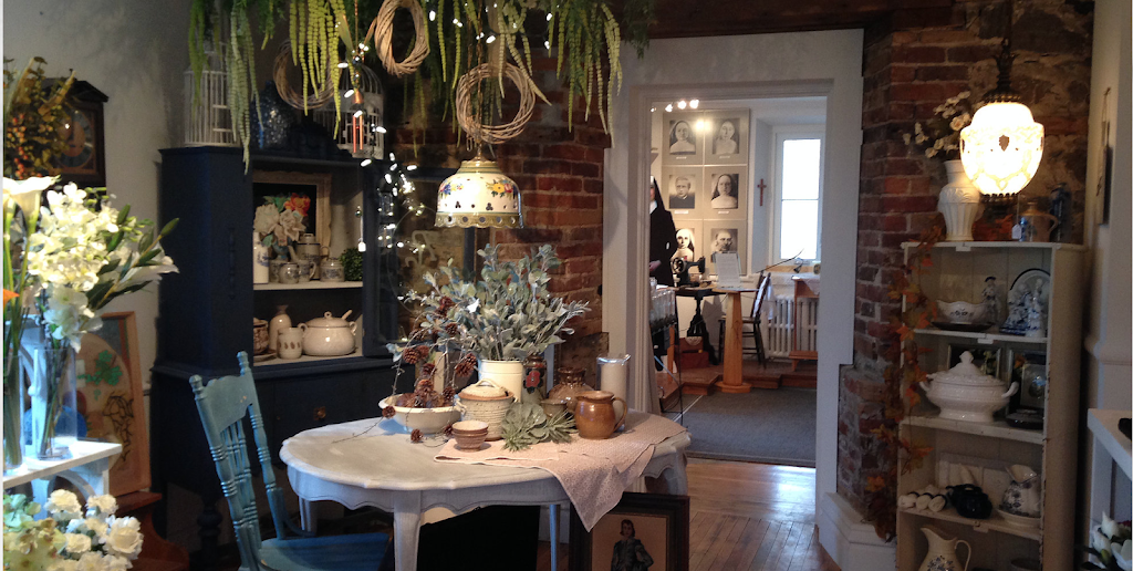 Galerie Mavia | 14085 Boul Bécancour, Bécancour, QC G9H 2K8, Canada | Phone: (819) 222-5255