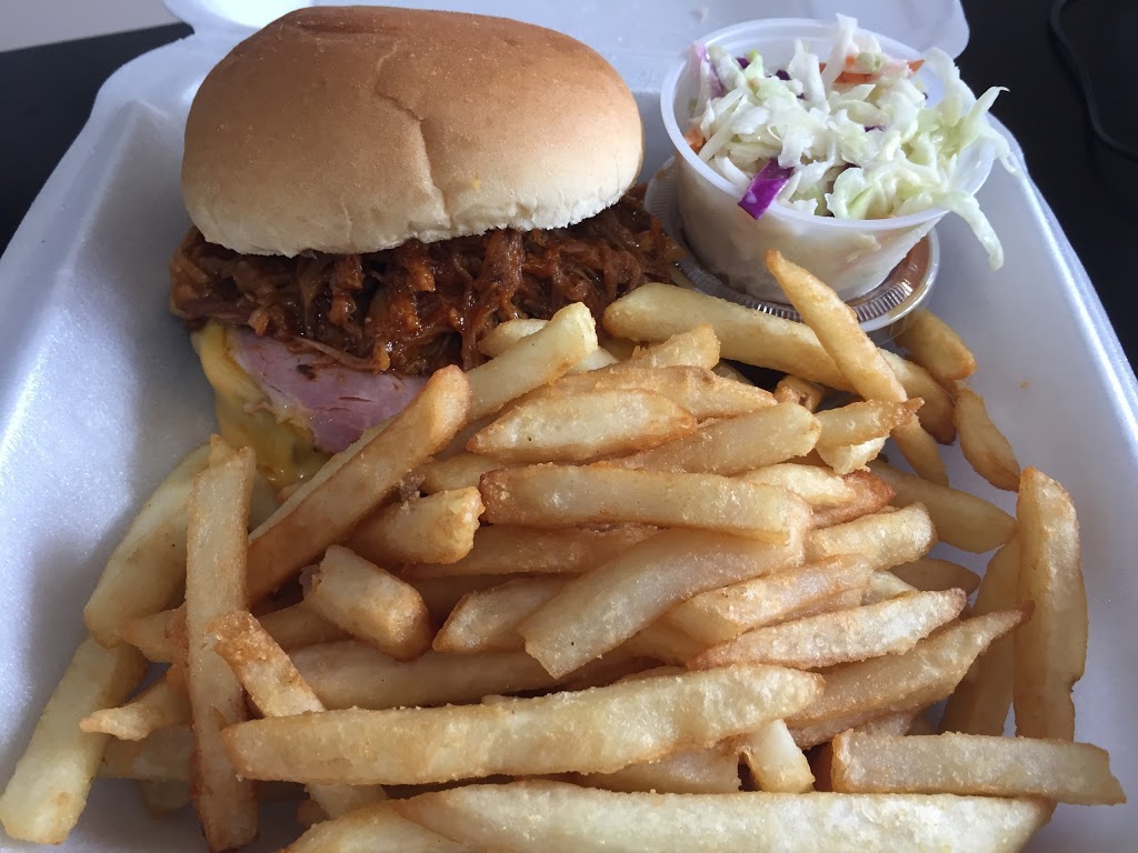 Big Bone BBQ and Wicked Wings | 190 Minets Point Rd, Barrie, ON L4N 4C3, Canada | Phone: (705) 733-2663