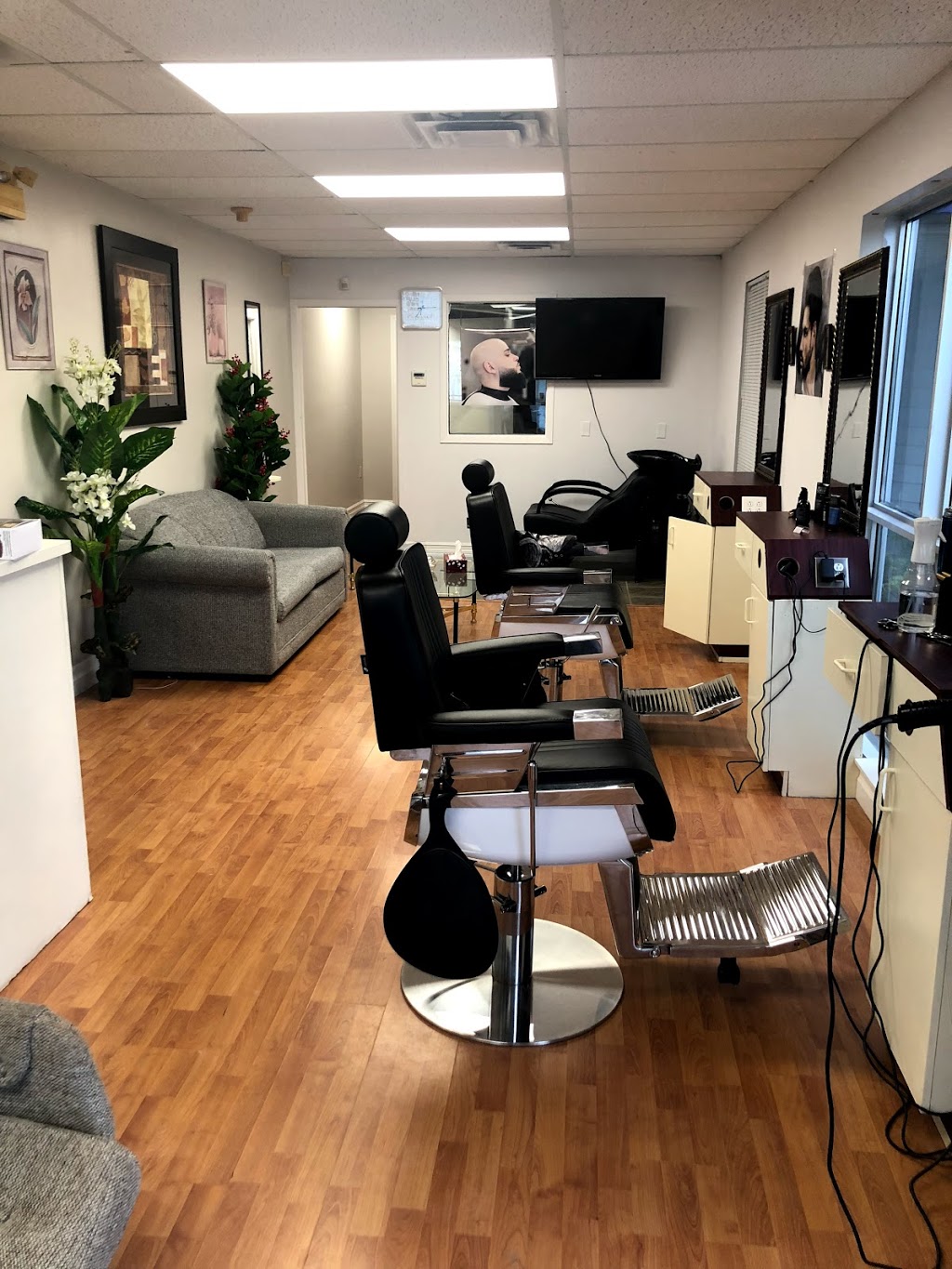 MJ Barber Shop | 453 Sackville Dr, Lower Sackville, NS B4C 2S1, Canada | Phone: (902) 864-8031