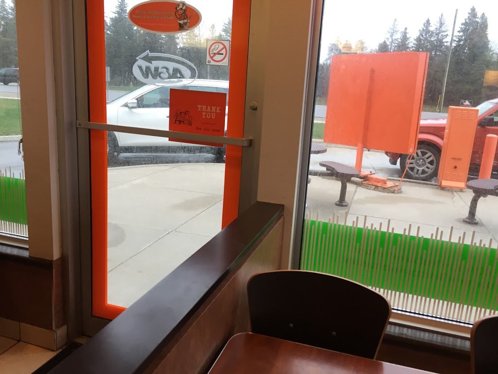 A&W Canada | 3315 Monarch Dr, Orillia, ON L3V 7Z4, Canada | Phone: (705) 327-5353