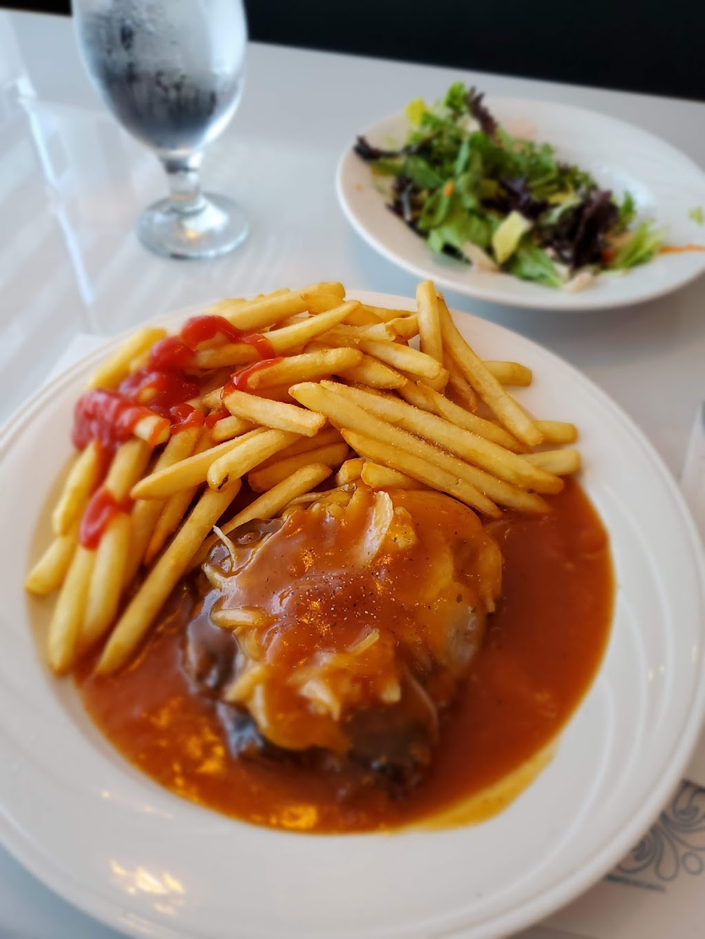 Antonio Pizzeria Restaurant | 169 Rue Salaberry O, Salaberry-de-Valleyfield, QC J6T 2H8, Canada | Phone: (450) 371-0290
