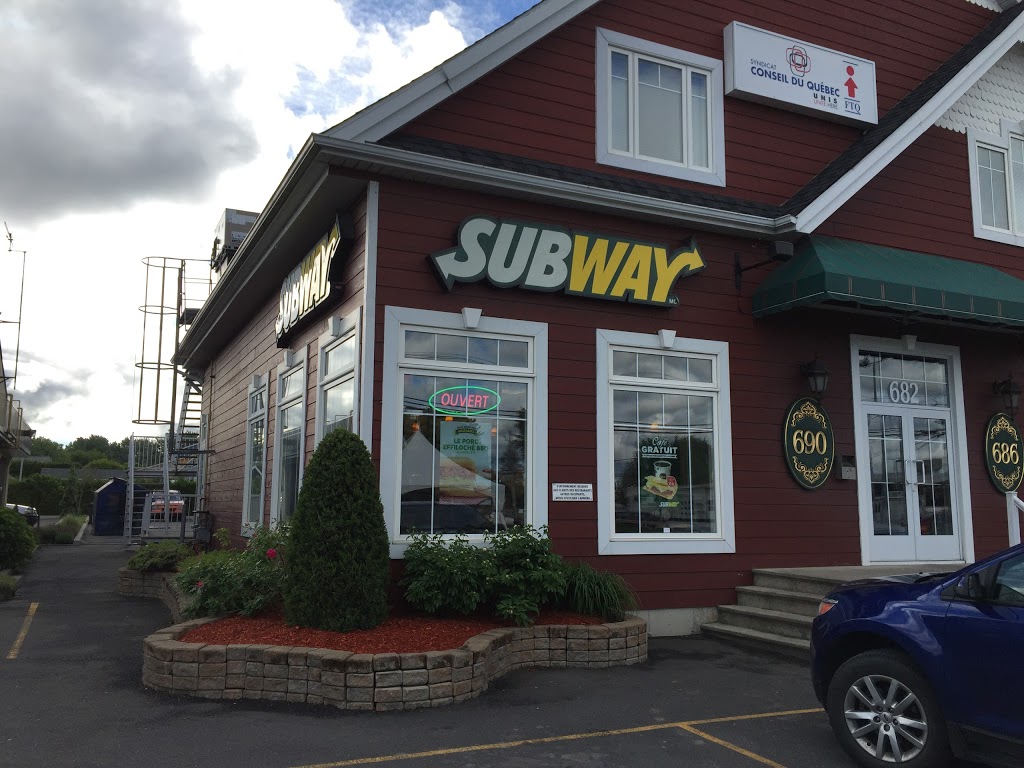 Subway | 690 Rue de Roxton, Acton Vale, QC J0H 1A0, Canada | Phone: (450) 546-5757