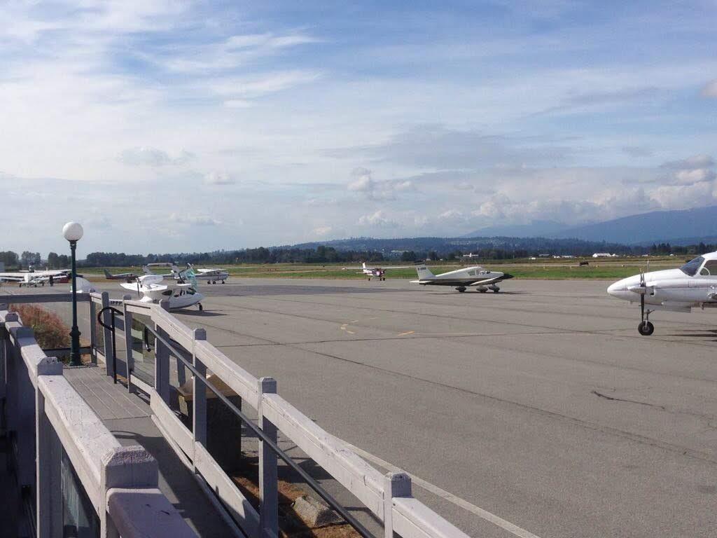 Runway Cafe | 18799 Airport Way #102, Pitt Meadows, BC V2W 6P3, Canada | Phone: (604) 460-8121