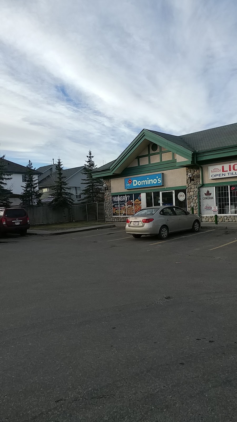 Dominos Pizza | 16335 Somercrest St SW, Calgary, AB T2Y 3M7, Canada | Phone: (403) 662-2900