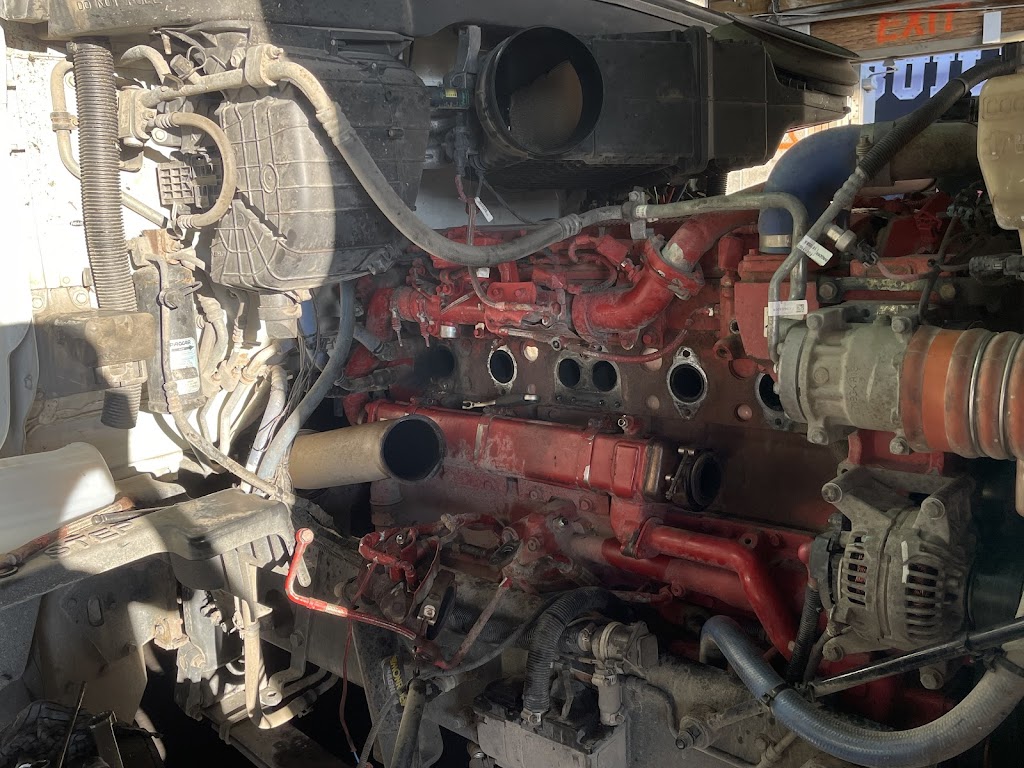 Mobile Truck And Auto Mechanic | 100 Dunlop Ct, Brampton, ON L6X 5A6, Canada | Phone: (647) 510-0057