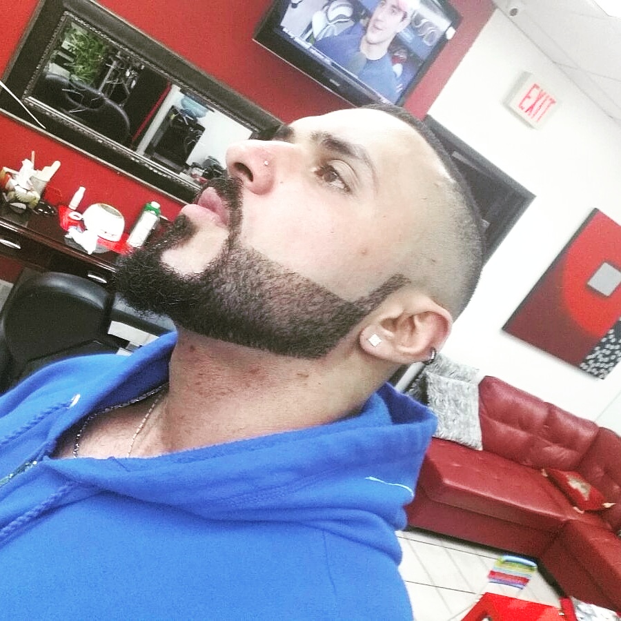 Arkan Barber | 5920 Turney Dr #4, Mississauga, ON L5M 2P9, Canada | Phone: (905) 542-2599