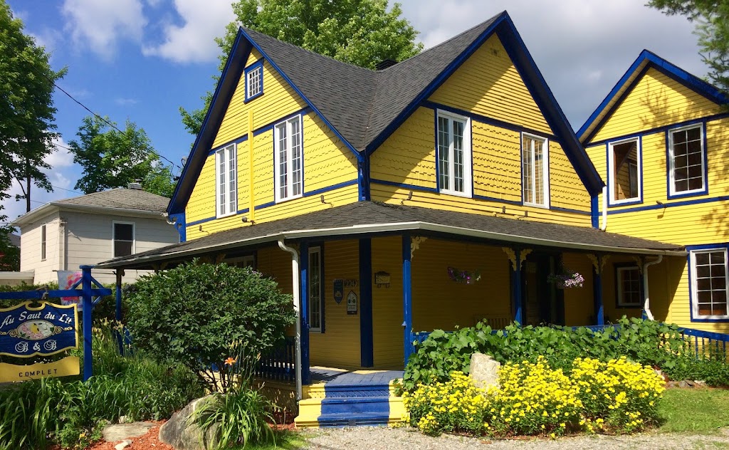 Au Saut Du Lit (Gîte/B&B/ Chambre dhôte/Bed and Breakfast | 224 Rue Merry N, Magog, QC J1X 2E8, Canada | Phone: (819) 847-3074